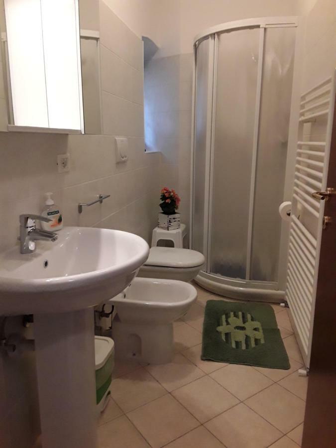 Camera Il Borgo Vicino Al Castello Con Parcheggio Malcesine Buitenkant foto